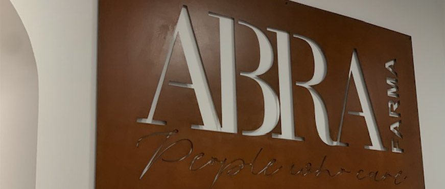 Plancha de Acero Corten recortada ABRA FARMA