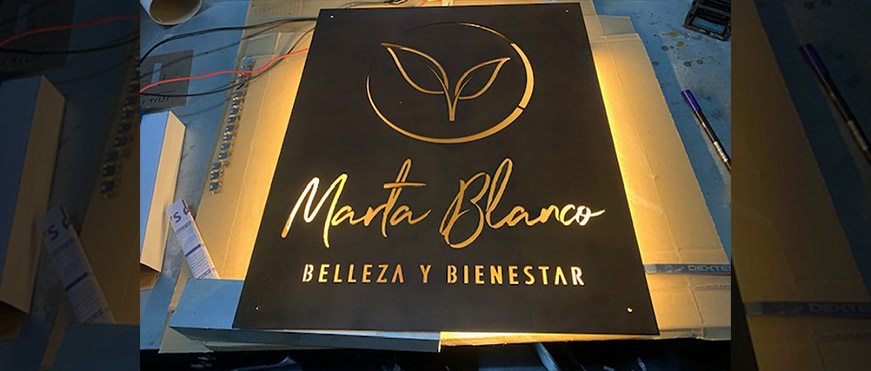 Placa de Acero Corten recortado Marta Blanco