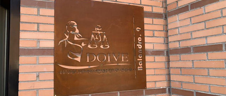 Placa de acero corten para Doive Auditores