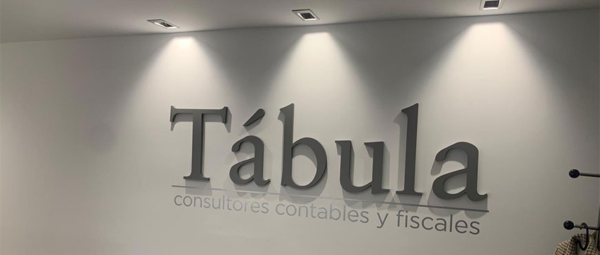 Rótulo Logotipo Corpóreo en PVC